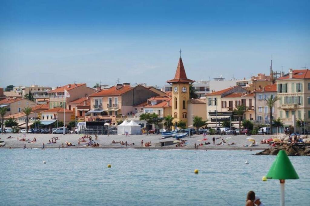 Appartement 6 personnes face à la mer Cagnes-sur-Mer Extérieur photo