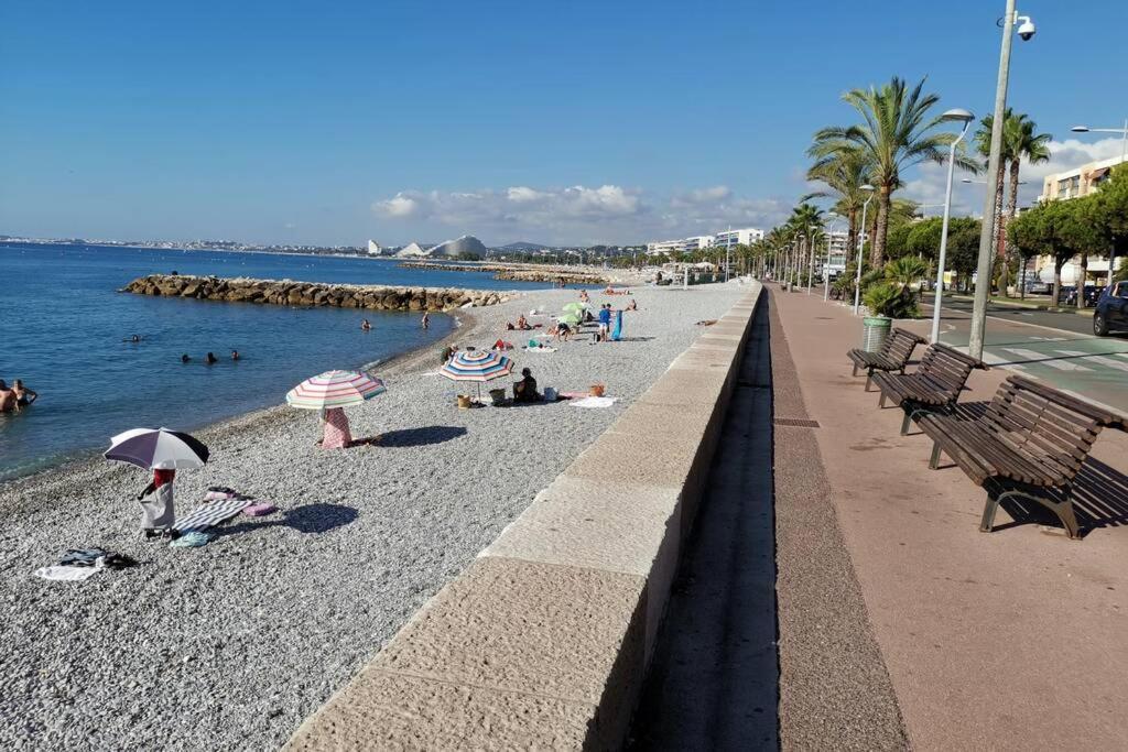 Appartement 6 personnes face à la mer Cagnes-sur-Mer Extérieur photo