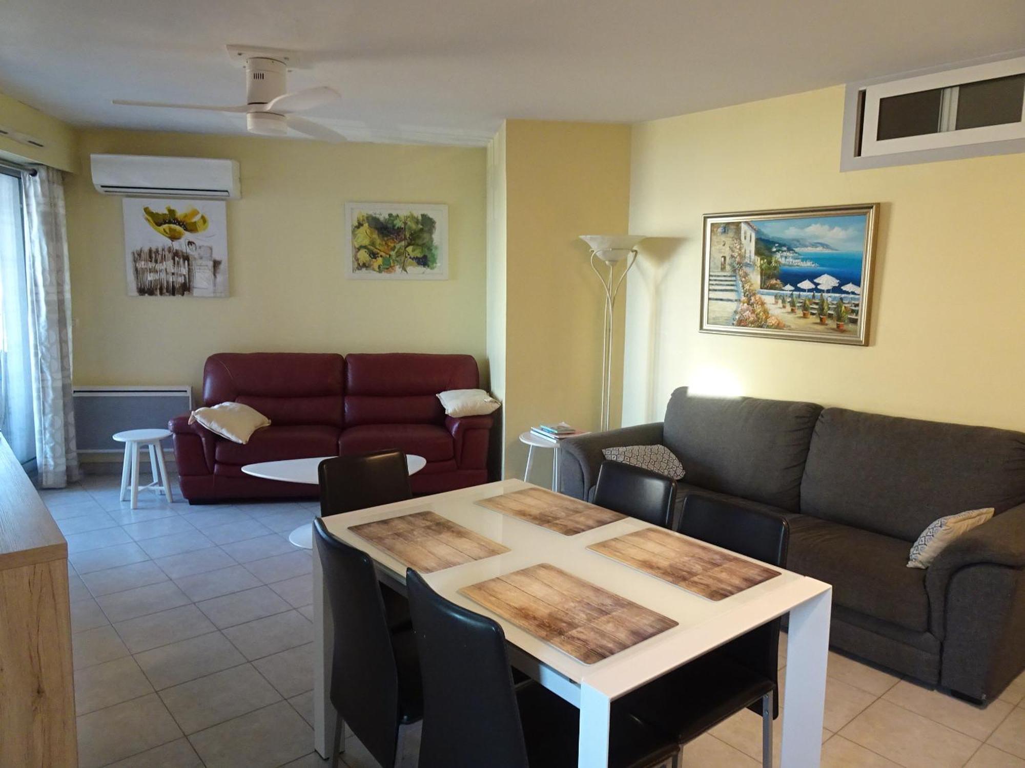 Appartement 6 personnes face à la mer Cagnes-sur-Mer Extérieur photo